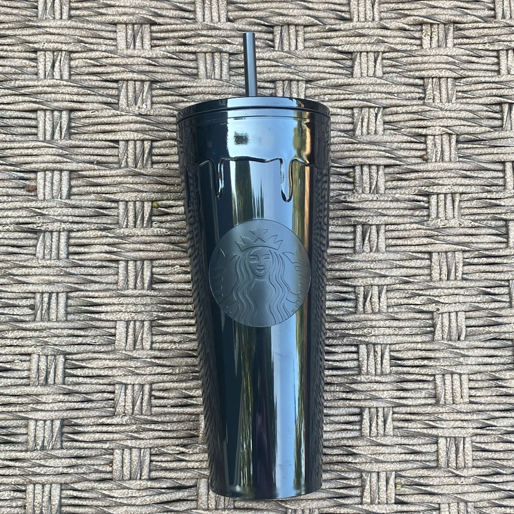 HALLOWEEN STARBUCKS BLACK TUMBLER SLIME DRIPPING. HARD TO FIND BRAND NEW